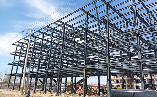 武都武都钢结构厂房屋面选材指南:确保性能与经济性的完美结合 武都武都钢结构厂房屋面选材指南:确保性能与经济性的完美结合